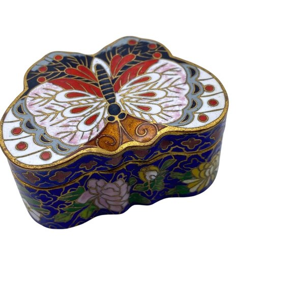 Cloisonne Butterfly pill box trinket box small white blue floral Enamel - Picture 5 of 10